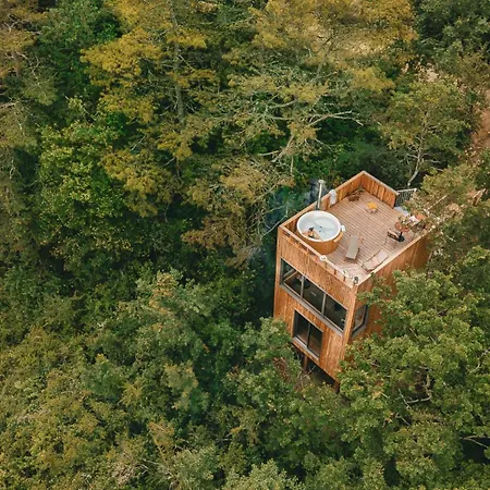 Les Coteaux - & Experiences