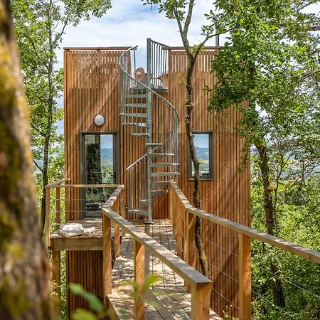 Les Coteaux - & Experiences