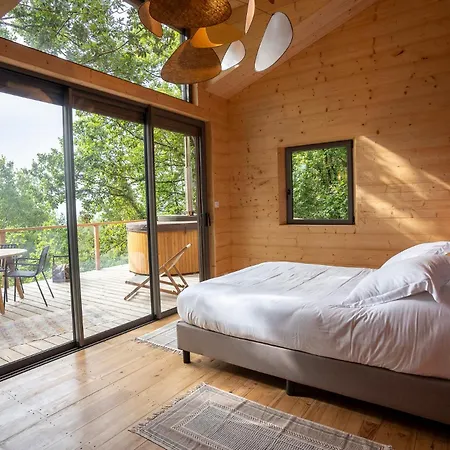 Les Coteaux - & Experiences