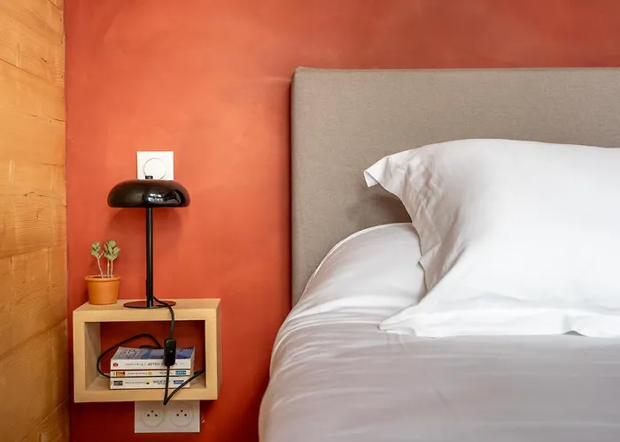 Les Coteaux - & Experiences *