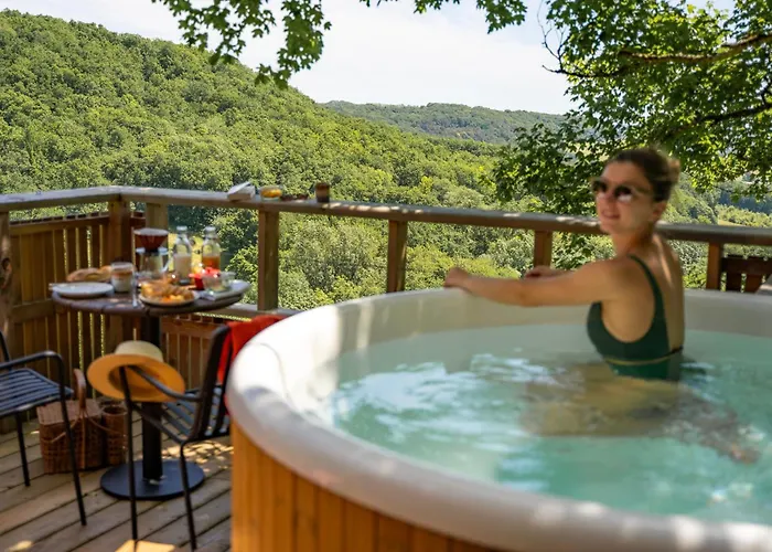 Les Coteaux - & Experiences Laparade