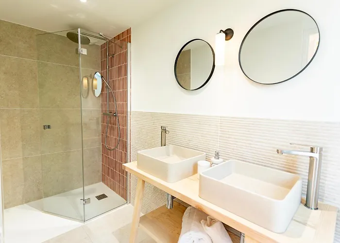 Les Coteaux - & Experiences Laparade